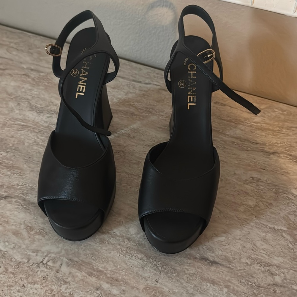 Chanel pumps